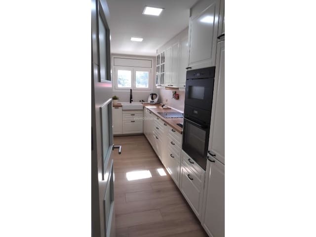 4 Zimmer Haus zu verkaufen in Mas Romeu, Lloret de Mar mit Pool Garage - 396.000 € (Ref: 8093884)