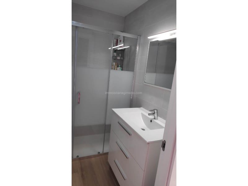 4 soveværelse Byhus til salg i Lloret de Mar med swimmingpool garage - € 396.000 (Ref: 8093884)