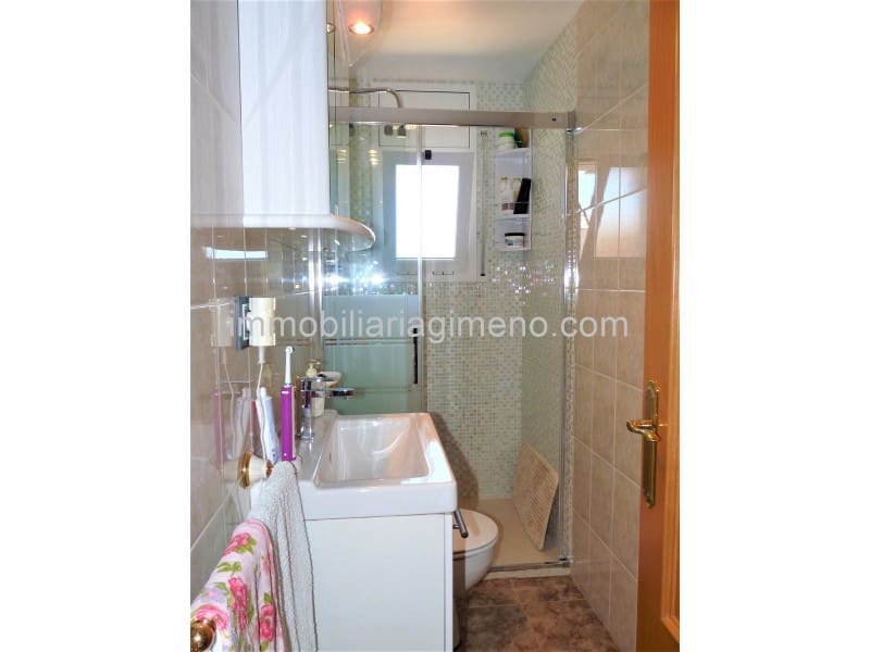 3 soveværelse Villa til salg i Lloret de Mar med garage - € 280.000 (Ref: 8243606)