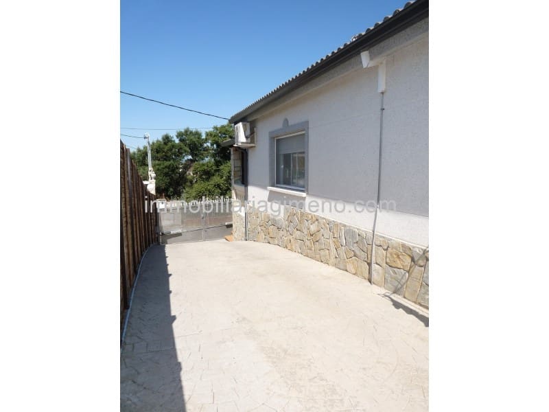 3 soveværelse Villa til salg i Lloret de Mar med garage - € 280.000 (Ref: 8243606)