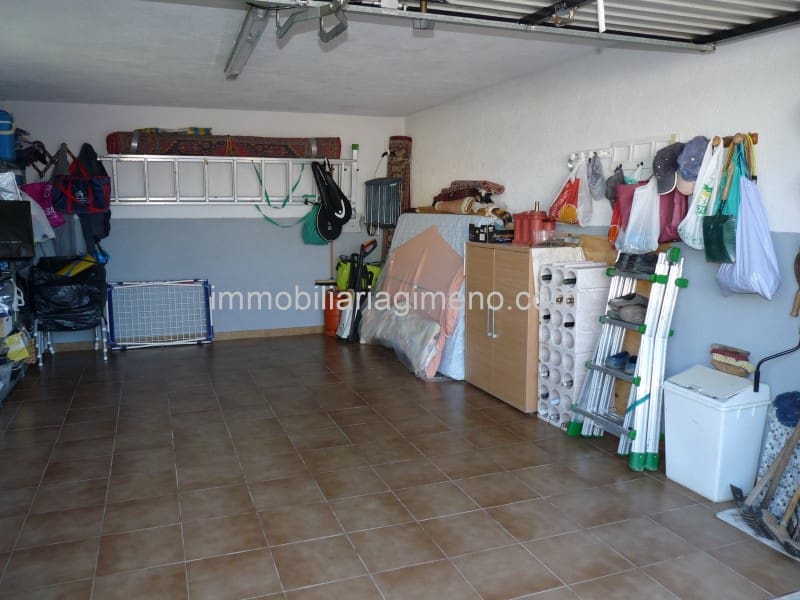 3 soveværelse Villa til salg i Lloret de Mar med garage - € 280.000 (Ref: 8243606)