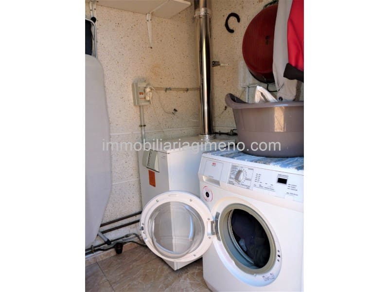 3 soveværelse Villa til salg i Lloret de Mar med garage - € 280.000 (Ref: 8243606)