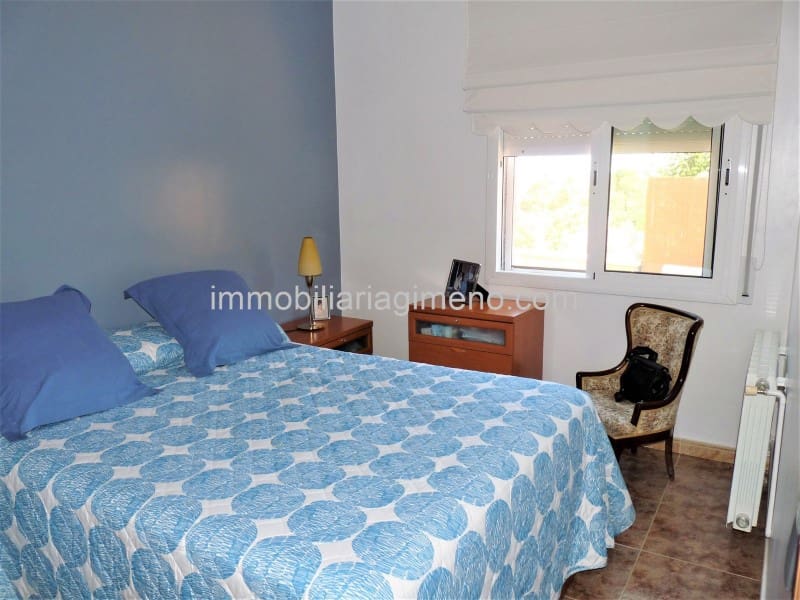 3 soveværelse Villa til salg i Lloret de Mar med garage - € 280.000 (Ref: 8243606)