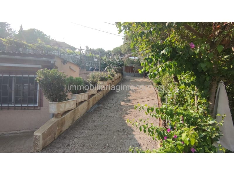 Byggetomt til salgs i Vidreres - € 120 000 (Ref: 8484833)