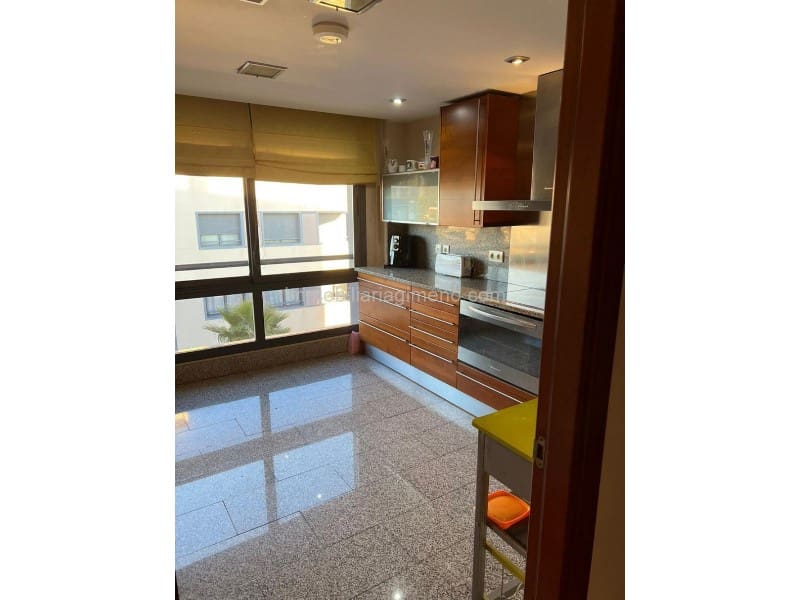 5 sypialnia Apartament na sprzedaż w Lloret de Mar - 670 000 € (Ref: 8568568)