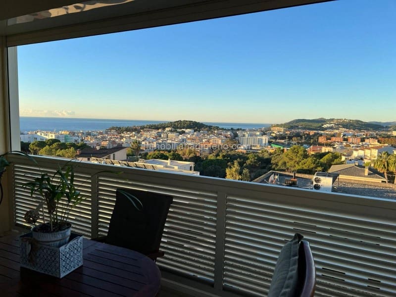 5 sypialnia Apartament na sprzedaż w Lloret de Mar - 670 000 € (Ref: 8568568)