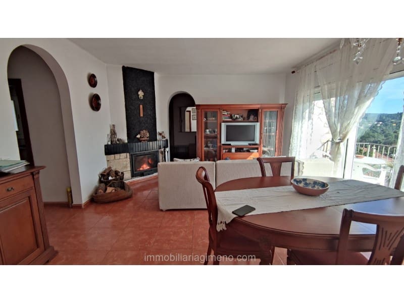 4 chambre Villa/Maison à vendre à Lloret de Mar avec piscine garage - 350 000 € (Ref: 8643534)