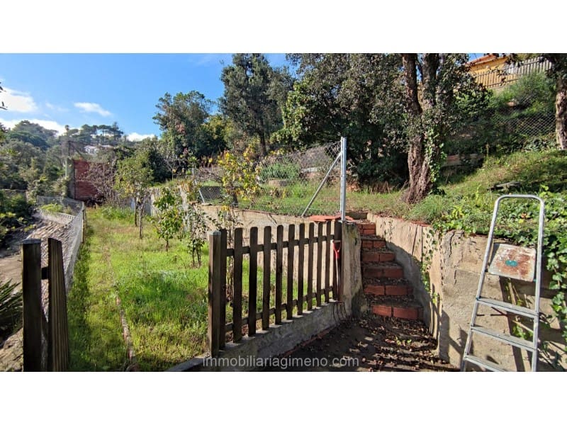 4 chambre Villa/Maison à vendre à Lloret de Mar avec piscine garage - 350 000 € (Ref: 8643534)