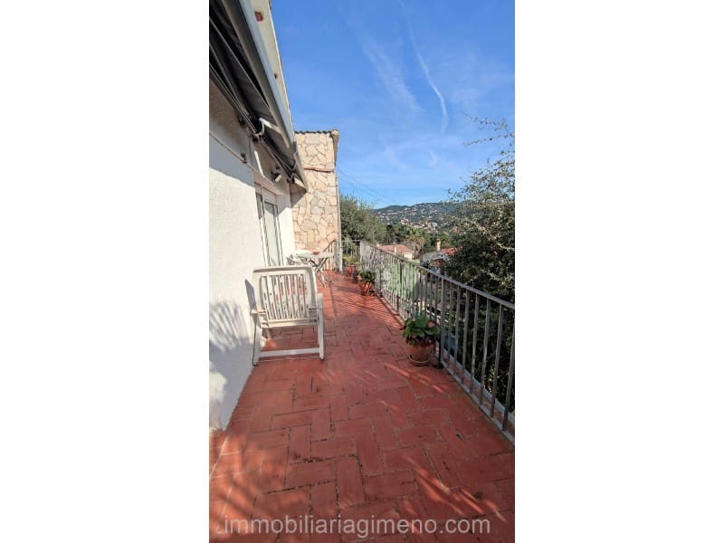 4 chambre Villa/Maison à vendre à Lloret de Mar avec piscine garage - 350 000 € (Ref: 8643534)