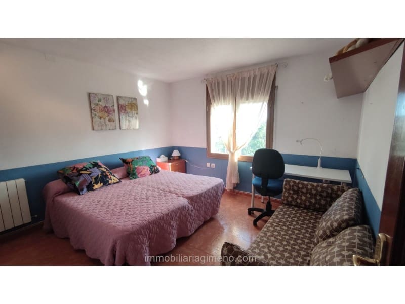 4 chambre Villa/Maison à vendre à Lloret de Mar avec piscine garage - 350 000 € (Ref: 8643534)