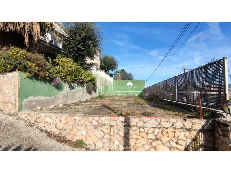 4 chambre Villa/Maison à vendre à Lloret de Mar avec piscine garage - 350 000 € (Ref: 8643534)