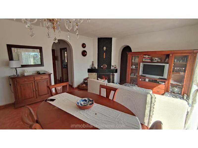 4 chambre Villa/Maison à vendre à Lloret de Mar avec piscine garage - 350 000 € (Ref: 8643534)