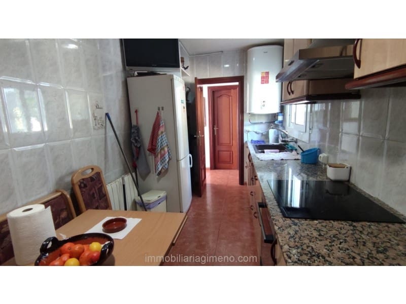 4 chambre Villa/Maison à vendre à Lloret de Mar avec piscine garage - 350 000 € (Ref: 8643534)