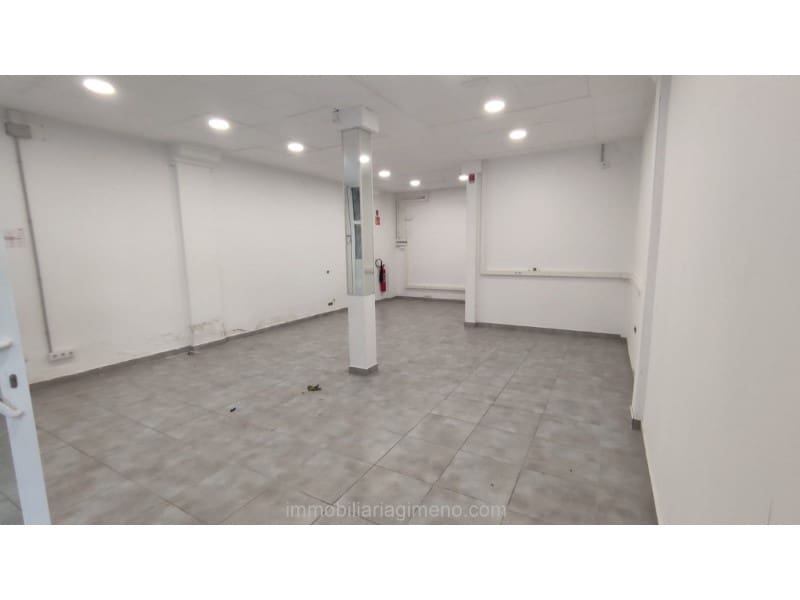 Commercial for rent in Lloret de Mar - € 550 (Ref: 8668637)