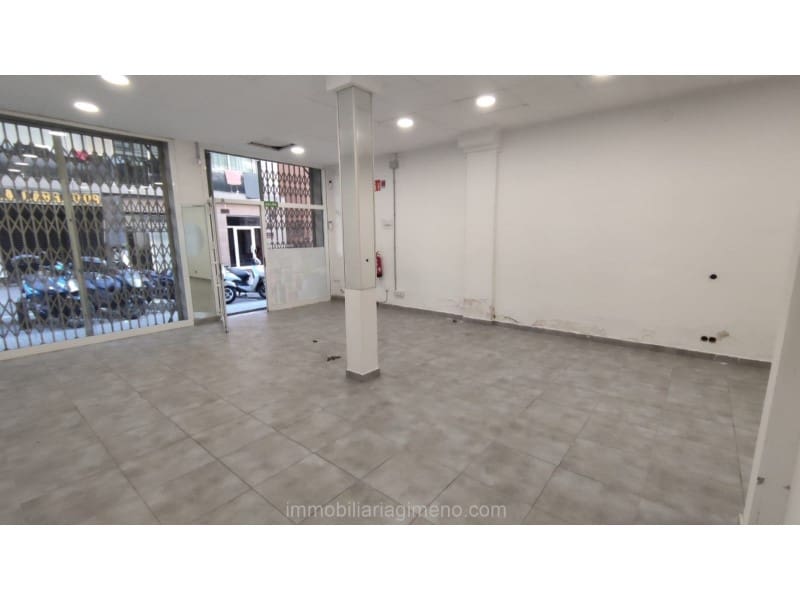 Commercial for rent in Lloret de Mar - € 550 (Ref: 8668637)