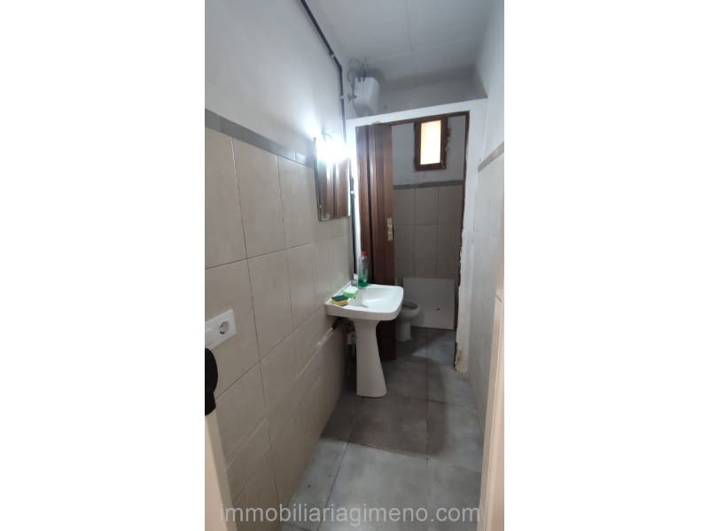 Commercial for rent in Lloret de Mar - € 550 (Ref: 8668637)