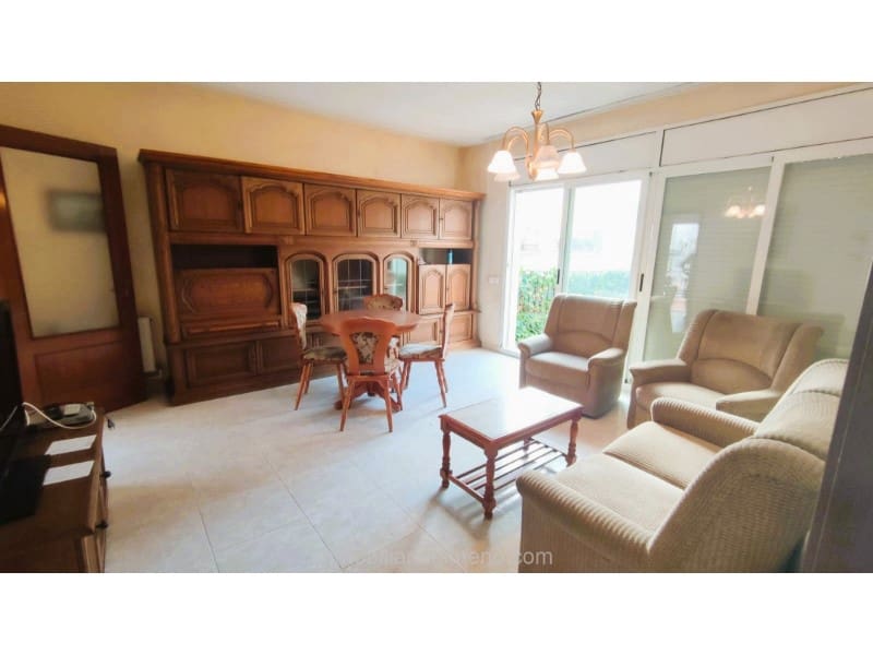 3 soveværelse Byhus til salg i Lloret de Mar med garage - € 285.000 (Ref: 9208579)