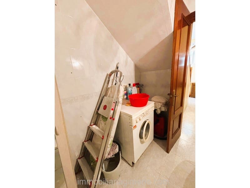 3 soveværelse Byhus til salg i Lloret de Mar med garage - € 285.000 (Ref: 9208579)