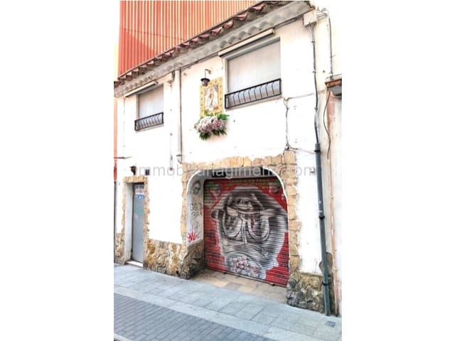 4 camera da letto Finca/Casa di Campagna in vendita in Centre, Lloret de Mar - 200.000 € (Rif: 9417494)