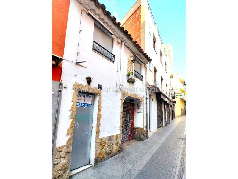 4 camera da letto Finca/Casa di Campagna in vendita in Lloret de Mar - 200.000 € (Rif: 9417494)