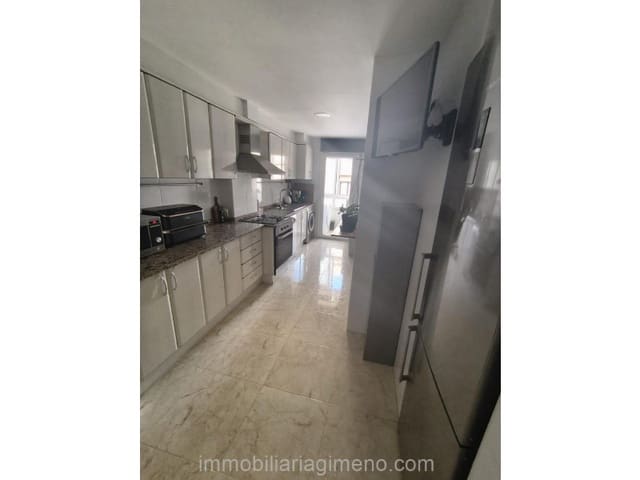 3 soverom Leilighet til salgs i Blanes med garasje - € 285 000 (Ref: 9450960)