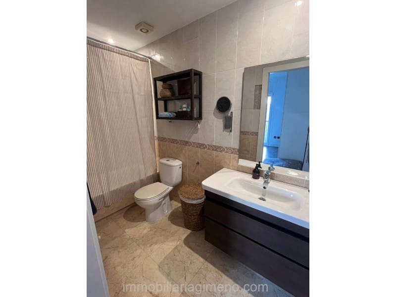 3 soverom Leilighet til salgs i Blanes med garasje - € 285 000 (Ref: 9450960)