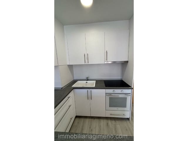 1 soveværelse Lejlighed til salg i Fenals, Lloret de Mar med swimmingpool - € 179.000 (Ref: 9557951)