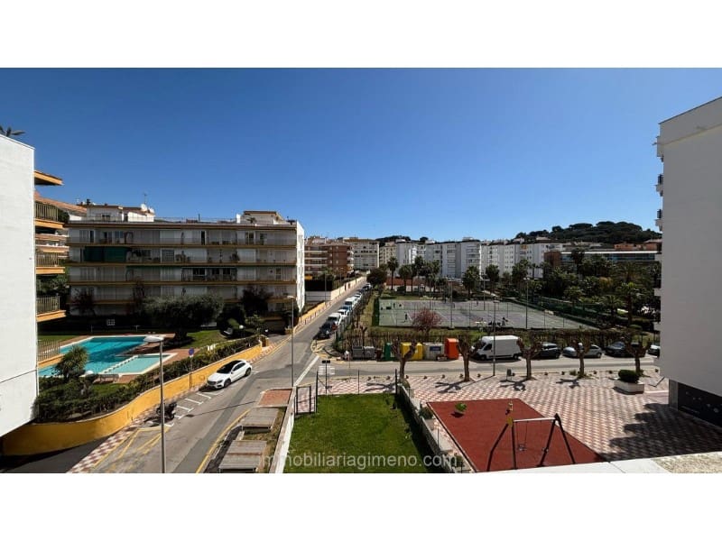 1 soveværelse Lejlighed til salg i Lloret de Mar med swimmingpool - € 179.000 (Ref: 9557951)