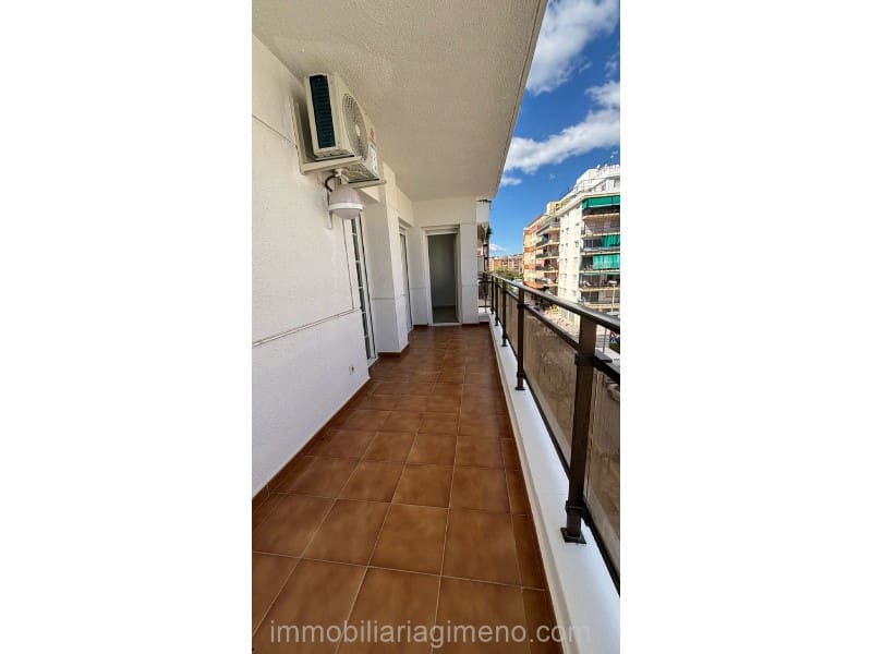 1 soveværelse Lejlighed til salg i Lloret de Mar med swimmingpool - € 179.000 (Ref: 9557951)