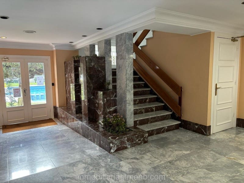 1 soveværelse Lejlighed til salg i Lloret de Mar med swimmingpool - € 179.000 (Ref: 9557951)