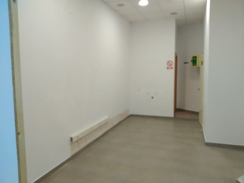 Comercial para arrendar em Lloret de Mar - 500 € (Ref: 9648171)