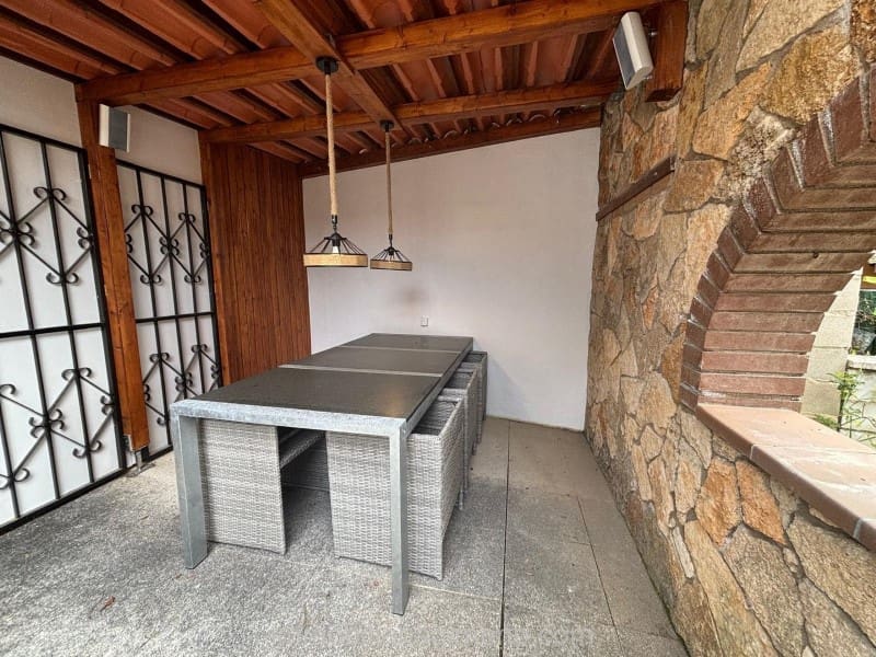 4 sovrum Villa till salu i Lloret de Mar med pool garage - 535 000 € (Ref: 9679727)