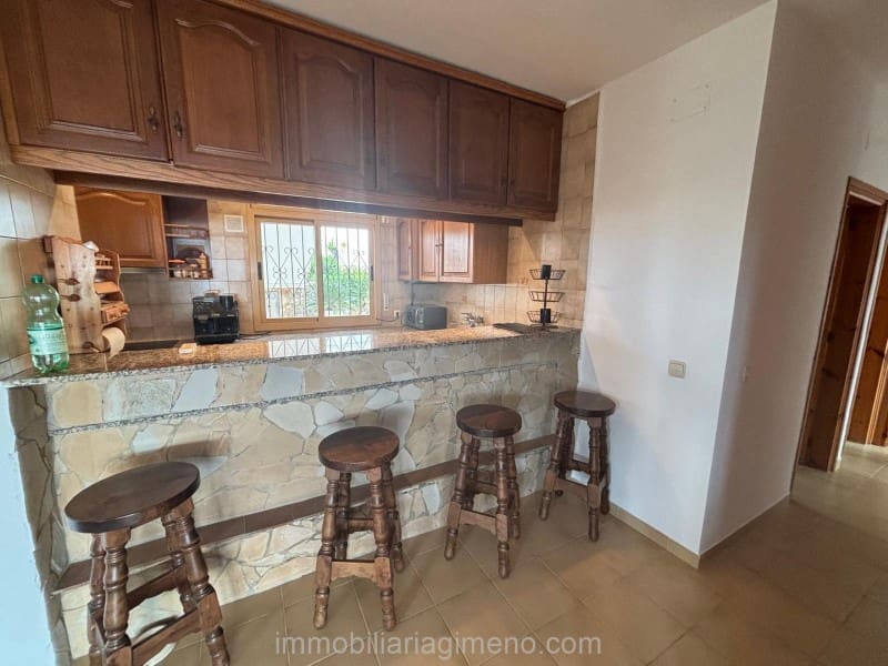 4 sovrum Villa till salu i Lloret de Mar med pool garage - 535 000 € (Ref: 9679727)