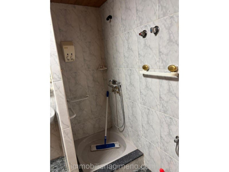 4 sovrum Villa till salu i Lloret de Mar med pool garage - 535 000 € (Ref: 9679727)