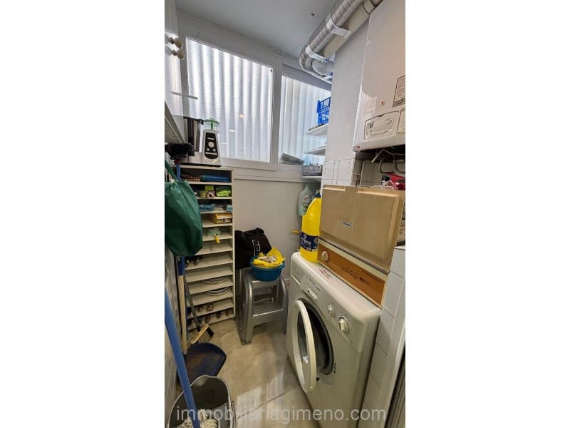 2 makuuhuone Asunto myytävänä paikassa Lloret de Mar mukana 
autotalli - 175 000 € (Ref: 9741648)