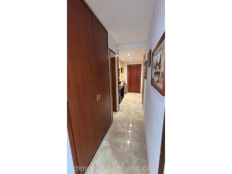 2 makuuhuone Asunto myytävänä paikassa Lloret de Mar mukana 
autotalli - 175 000 € (Ref: 9741648)