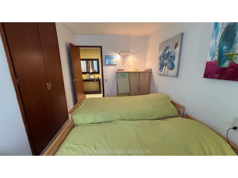 2 makuuhuone Asunto myytävänä paikassa Lloret de Mar mukana 
autotalli - 175 000 € (Ref: 9741648)