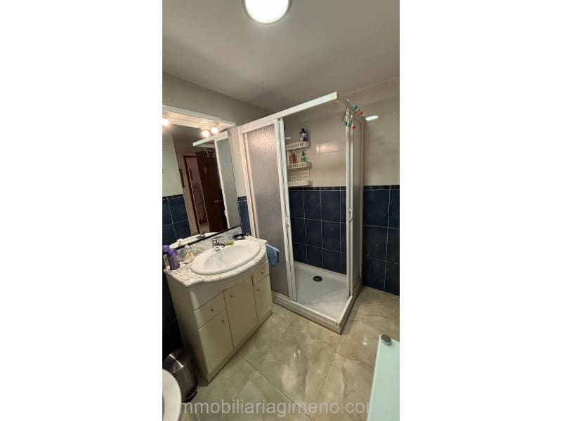 2 makuuhuone Asunto myytävänä paikassa Lloret de Mar mukana 
autotalli - 175 000 € (Ref: 9741648)