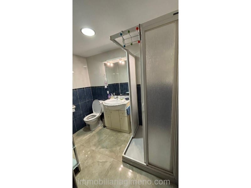 2 makuuhuone Asunto myytävänä paikassa Lloret de Mar mukana 
autotalli - 175 000 € (Ref: 9741648)