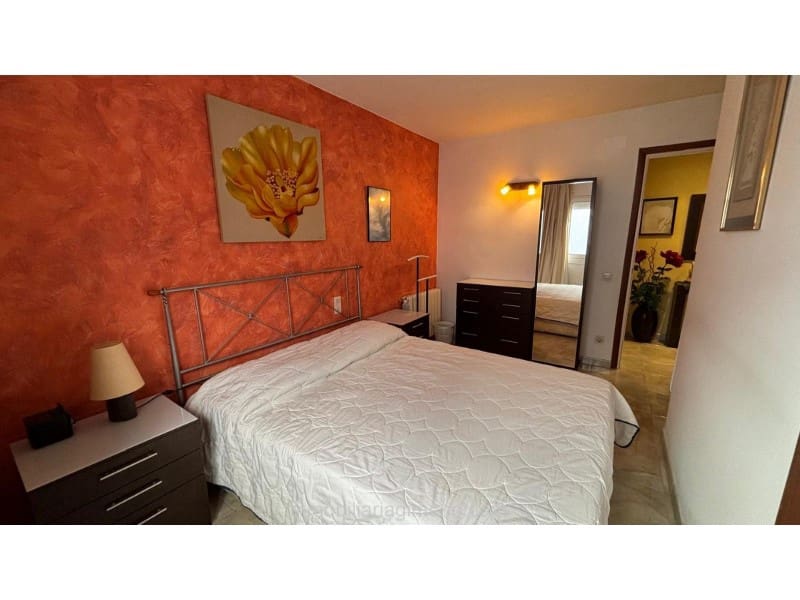 2 makuuhuone Asunto myytävänä paikassa Lloret de Mar mukana 
autotalli - 175 000 € (Ref: 9741648)