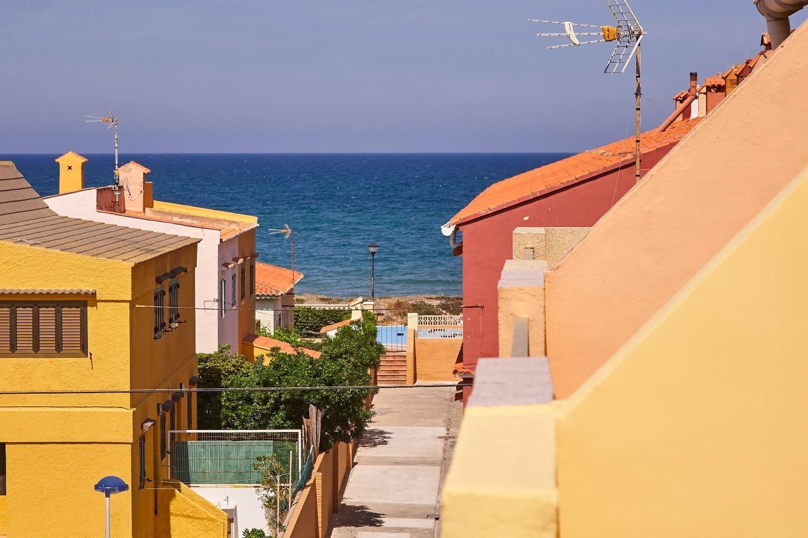 5 quarto Moradia para venda em Mareny de Barraquetes com garagem - 280 000 € (Ref: 7684238)