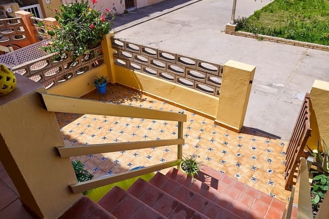 5 chambre Villa/Maison à vendre à Mareny de Barraquetes, Sueca avec garage - 280 000 € (Ref: 7684238)