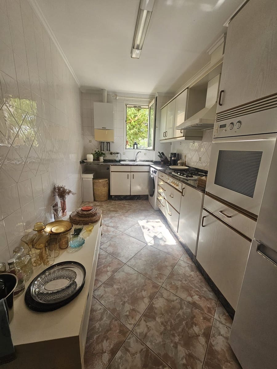 2 sovrum Lägenhet till salu i Valencia stad med pool garage - 470 000 € (Ref: 9413054)