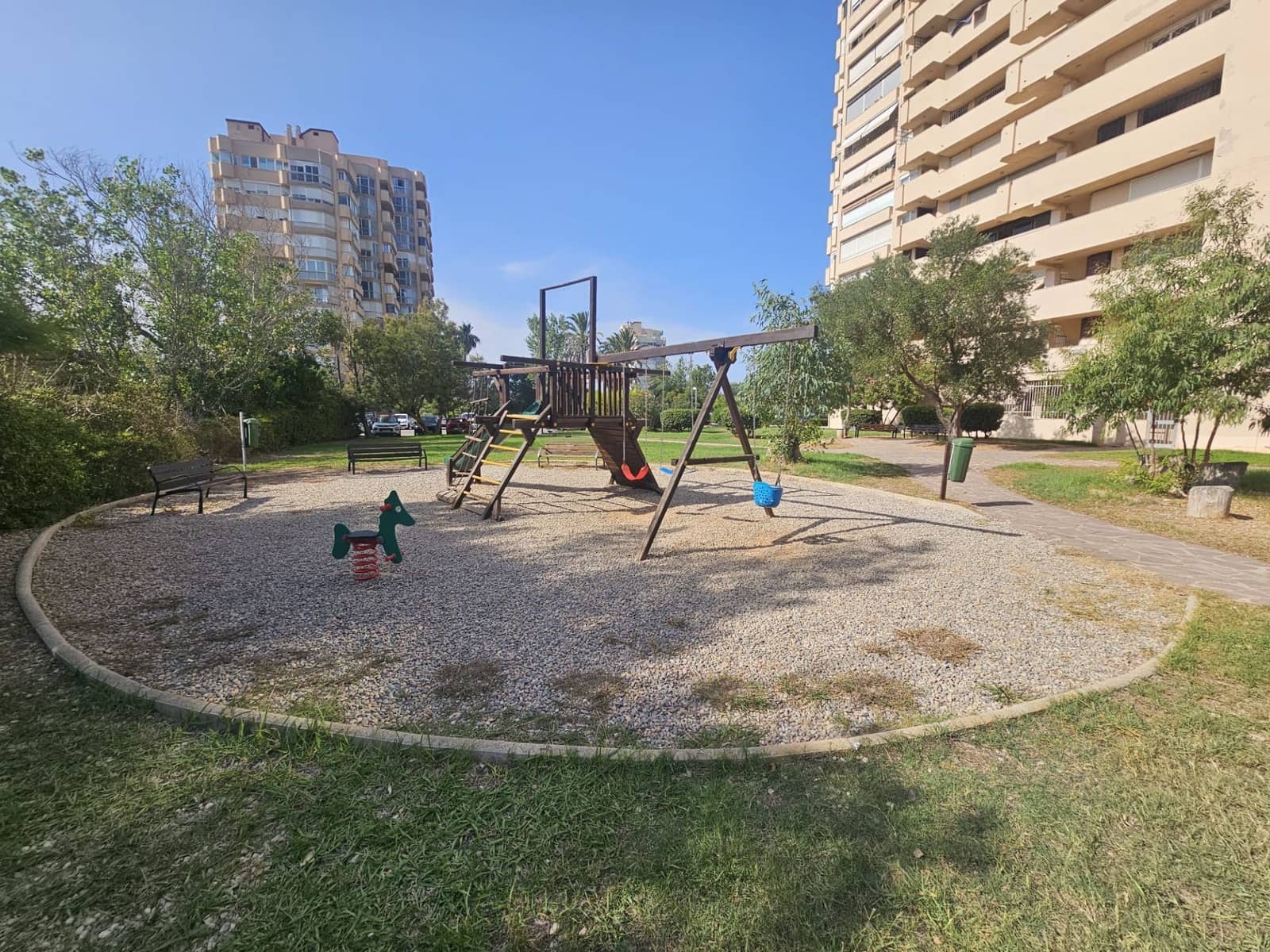 2 sovrum Lägenhet till salu i Valencia stad med pool garage - 470 000 € (Ref: 9413054)