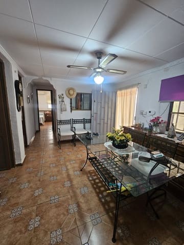 3 bedroom Villa for sale in Montroy with pool garage - € 150,000 (Ref: 9413057)