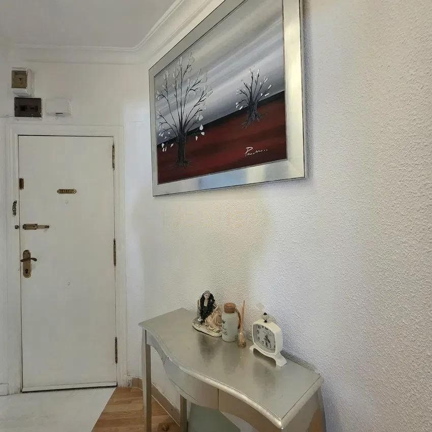 3 sovrum Lägenhet till salu i Valencia stad - 280 000 € (Ref: 9413064)