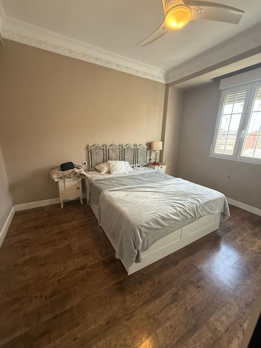 3 soverom Leilighet til leie i Valencia by - € 1 400 (Ref: 9413067)