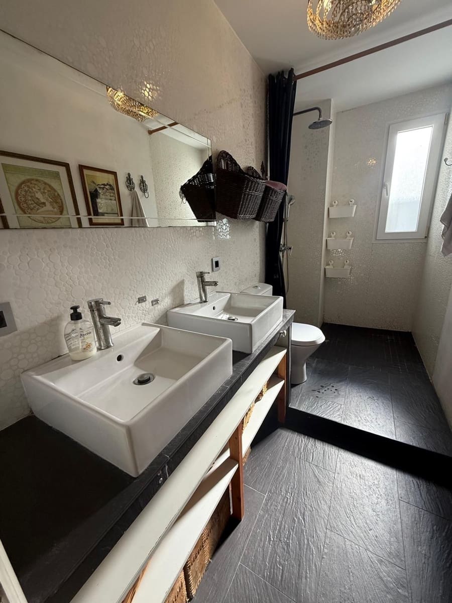 3 soverom Leilighet til leie i Valencia by - € 1 400 (Ref: 9413067)