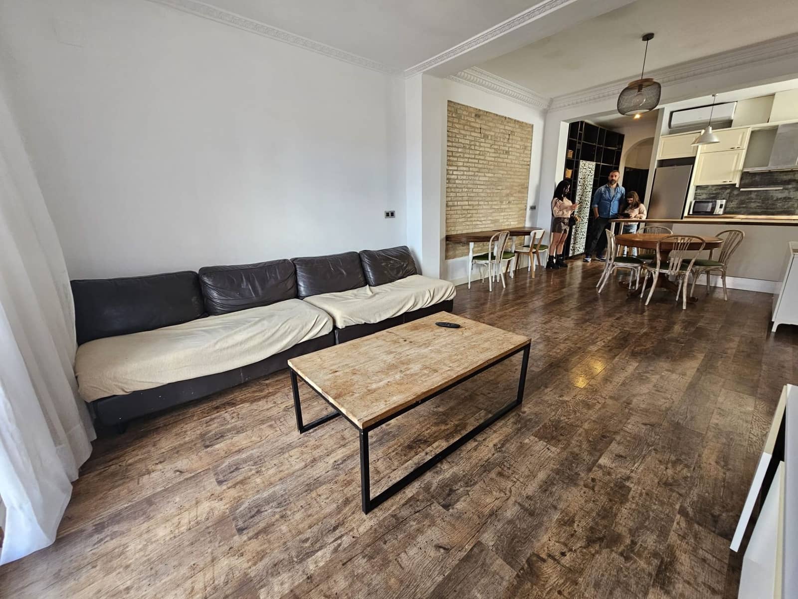 3 soverom Leilighet til leie i Valencia by - € 1 400 (Ref: 9413067)