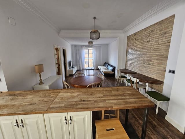 3 soverom Leilighet til leie i Cabanyal-Canyamelar, Valencia by - € 1 400 (Ref: 9413067)